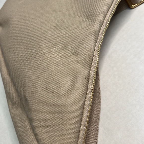 JULY EVERYDAY CRESENT BAG - Picture 10 of 16